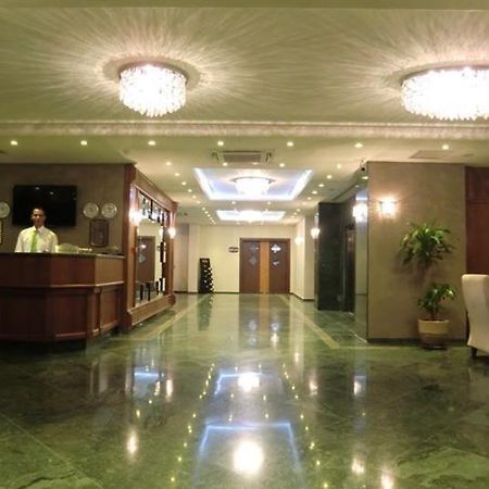 Adanava Hotel Eksteriør billede