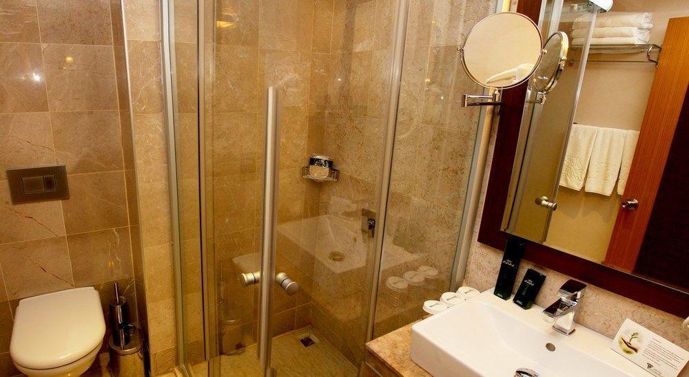 Adanava Hotel Eksteriør billede